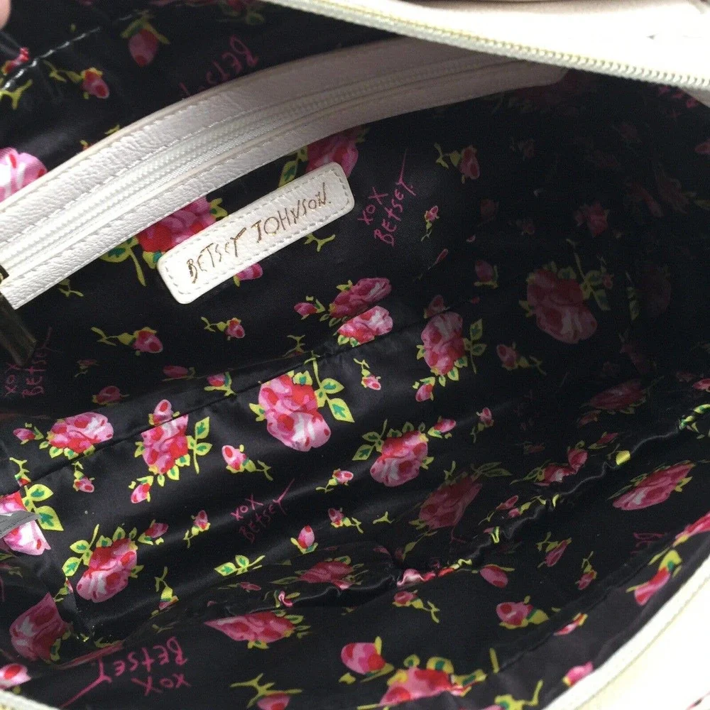Betsey Johnson Floral Print Oversized Bow Straw Purse Handbag Bag Faux Leather